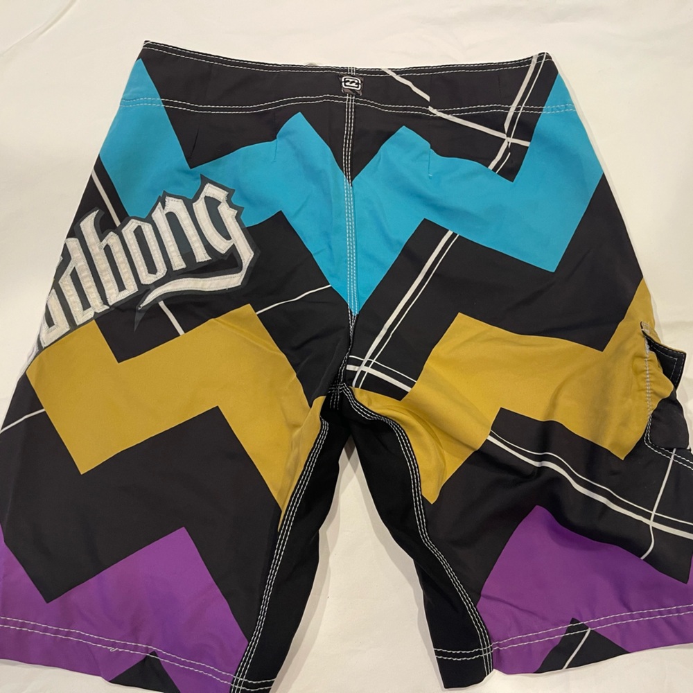 Billabong board shorts - Picture 3 of 3